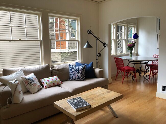Foto del edificio - 821 SW Green Ave