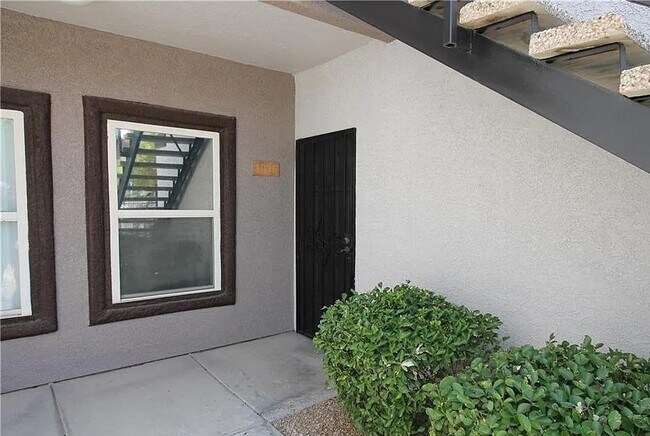 Foto del edificio - 7255 W Sunset Rd