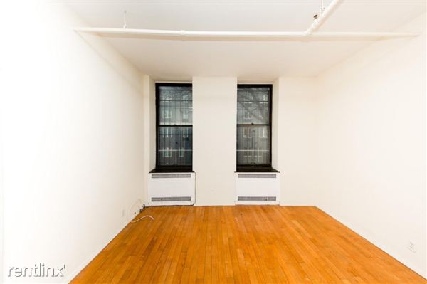 Building Photo - 584 Myrtle Ave