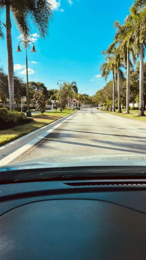 Foto principal - 4735 SW 14th St