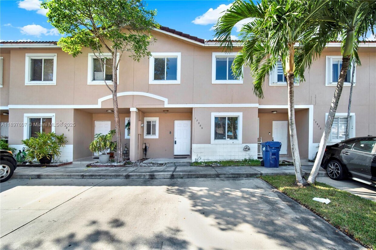 Foto principal - 17380 SW 140th Ct