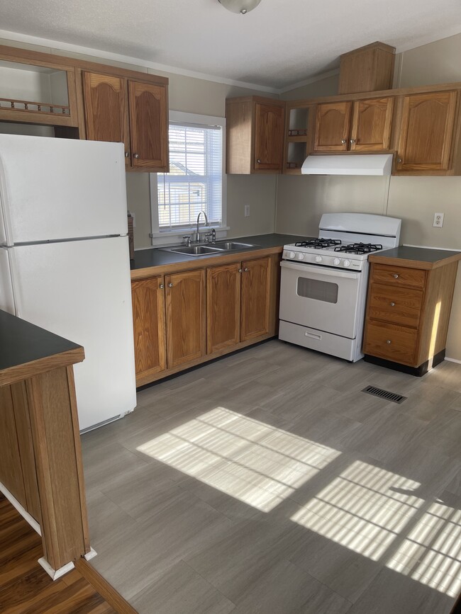 Building Photo - 34 Skyridge Ln