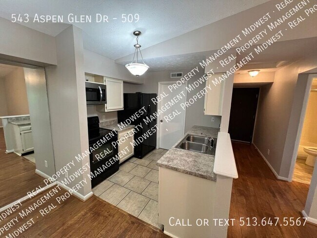 Foto del edificio - 543 Aspen Glen Dr
