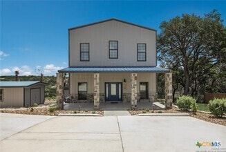 Building Photo - 1016 Blue Bill Cove Dr