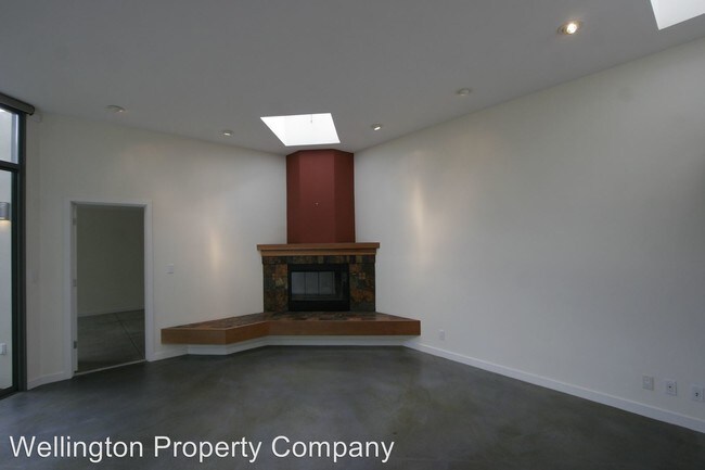 Building Photo - 3 br, 2 bath House - 400 Grizzly Peak