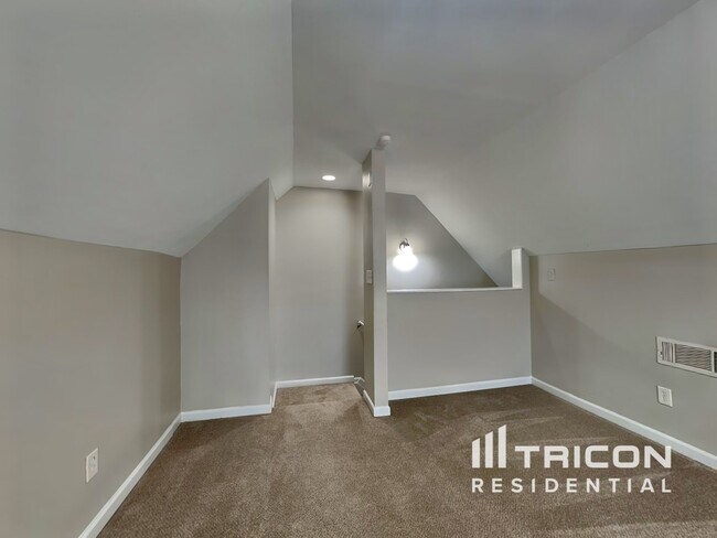 Foto del edificio - 5545 Amber Cove Way