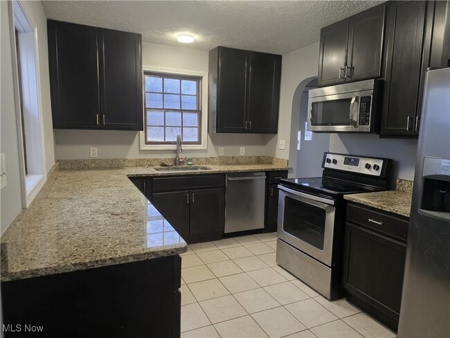 Foto del edificio - 27280 Miles Rd