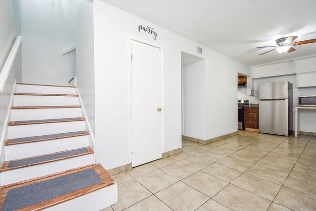 Building Photo - 5154 Markwood Ln