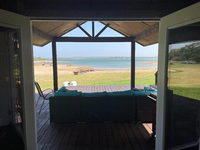 Foto del edificio - 400 N Chaparral