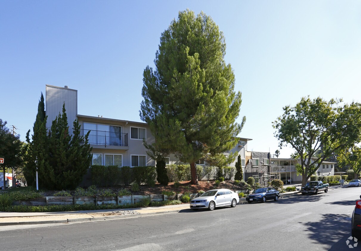 Foto del edificio - 141 Towne Ter