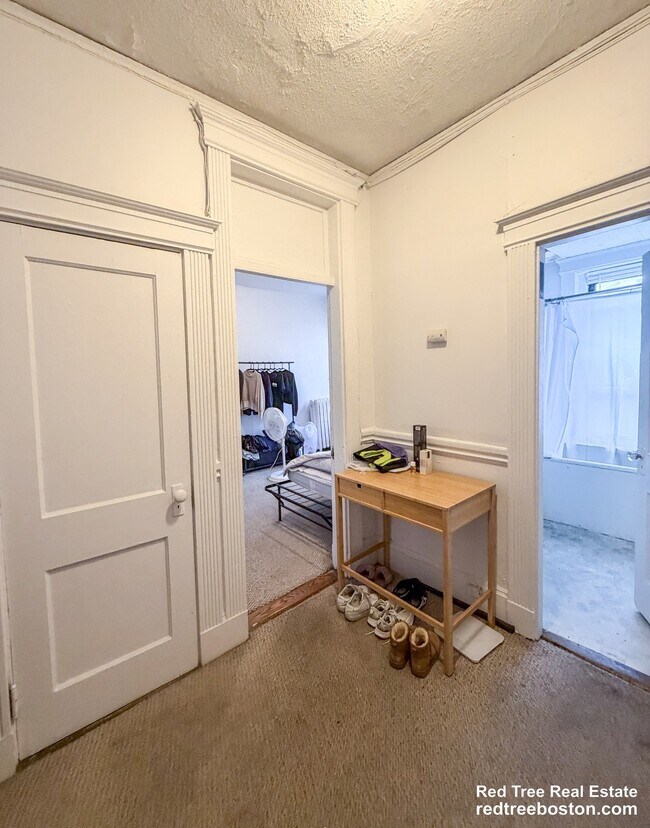 Building Photo - 409 Huntington Ave