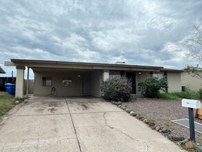 Building Photo - 17413 N 8th Ave