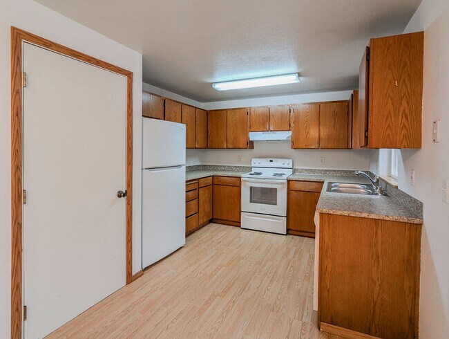 Building Photo - 7716 51st Ave NE