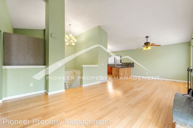 Building Photo - 3 br, 2 bath House - 9806 Garrison Ct