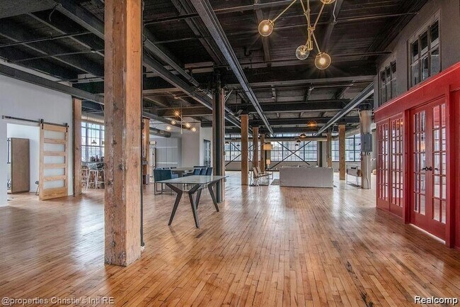 Foto del edificio - 1535 Sixth St