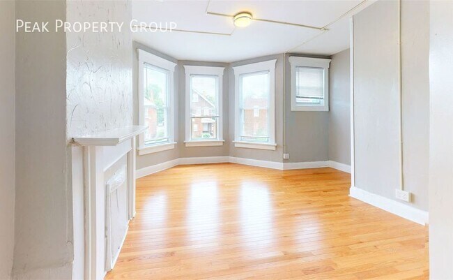 Foto del edificio - 2355 N High St