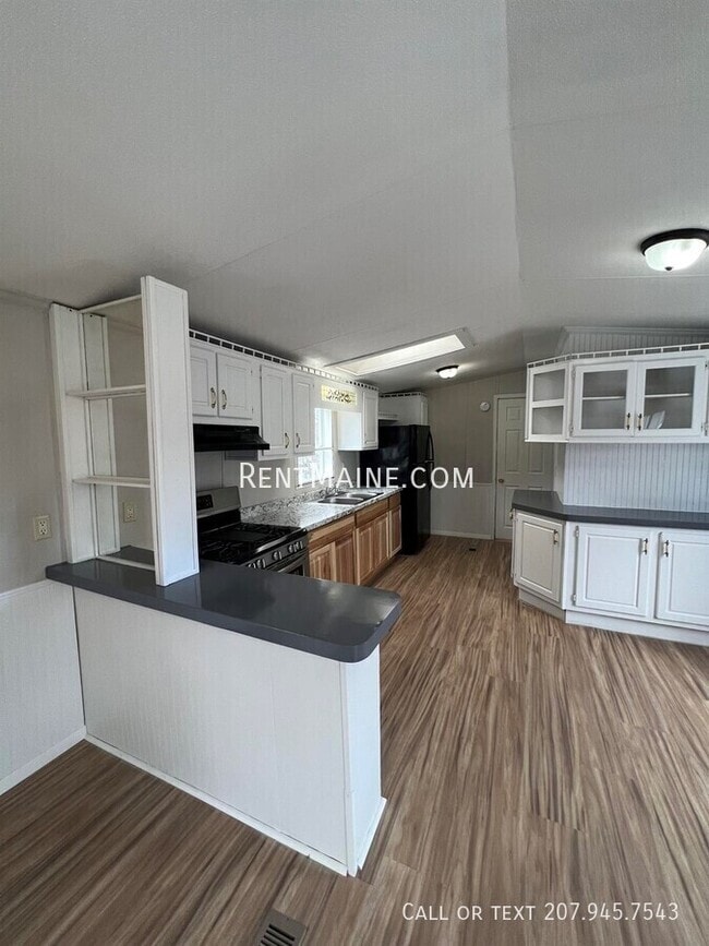 Building Photo - 45 Pheasant Hill Trailer Park