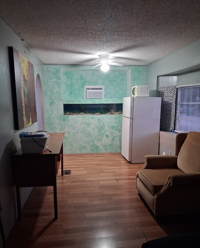 Foto del edificio - 545 SW 130th Ter