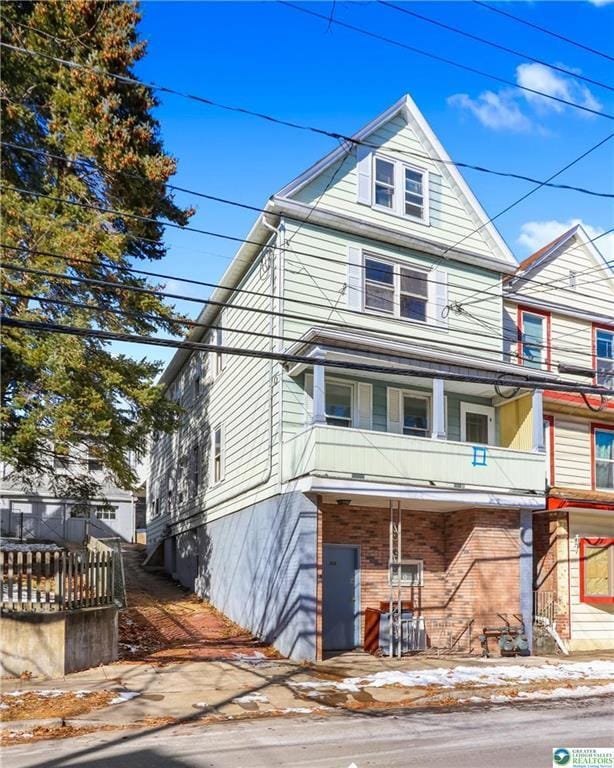 Foto del edificio - 746 N Washington St