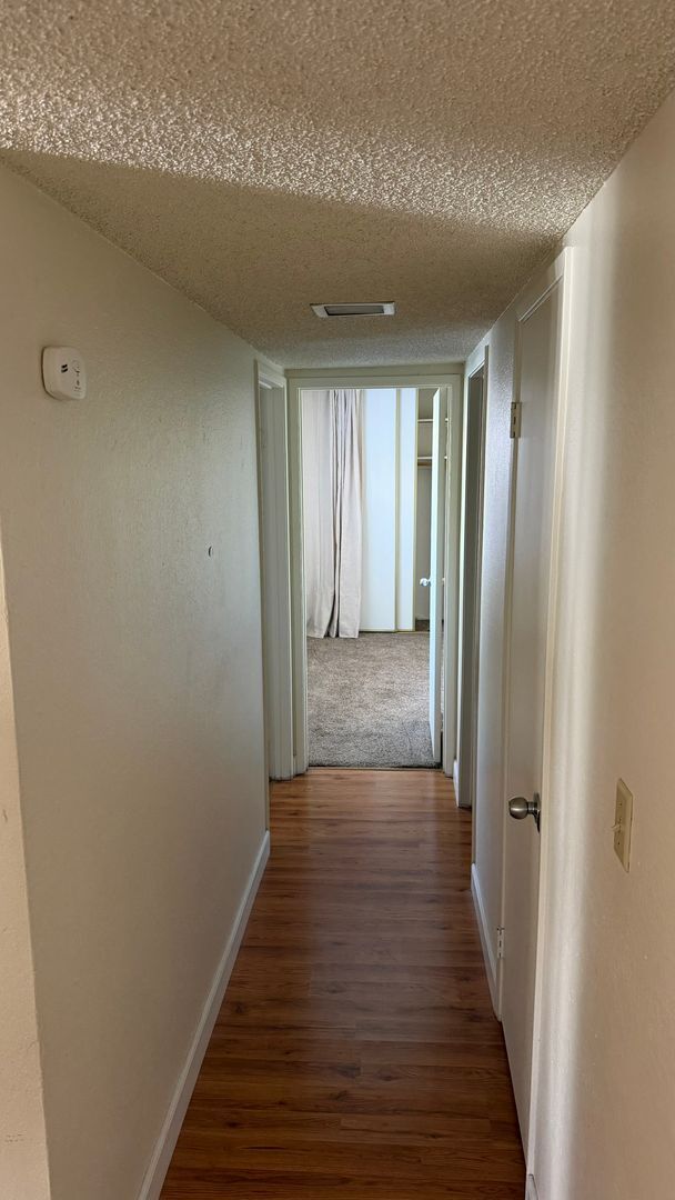 Building Photo - Clayton Townhouse 3 bedrooms 2 bathrooms 2 car garage