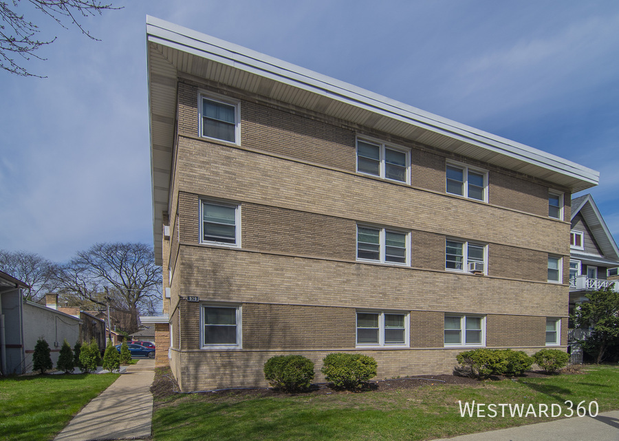 Foto principal - 929 S Oak Park Ave