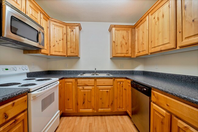 Building Photo - 1627 Westbury Way