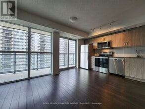 Building Photo - 20 Meadowglen Pl