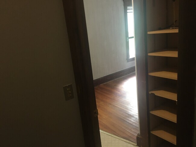 Foto del edificio - 260 Lake St