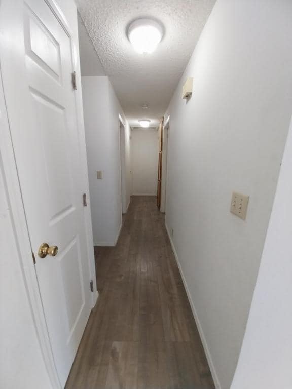 Building Photo - 410 NE Candy Ln