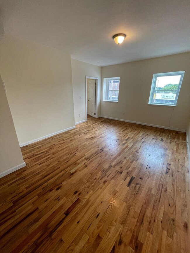 Foto del edificio - 202 Broadway