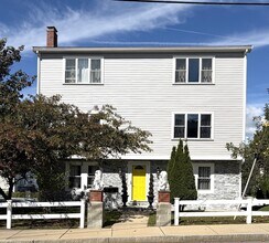Building Photo - 52 Montvale Ave