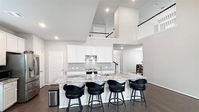 Building Photo - 3414 Dry Creek Dr