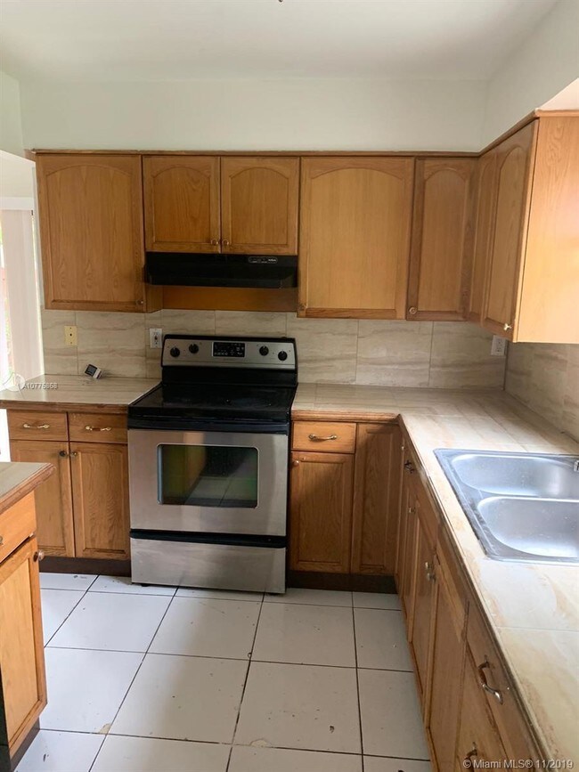 Foto del edificio - 2721 NW 9th St