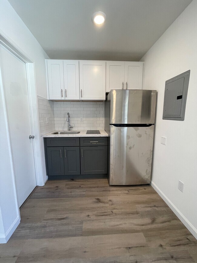 Foto del edificio - 18561 Prairie St