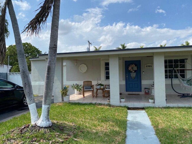 Foto del edificio - 9901 SW 49th St