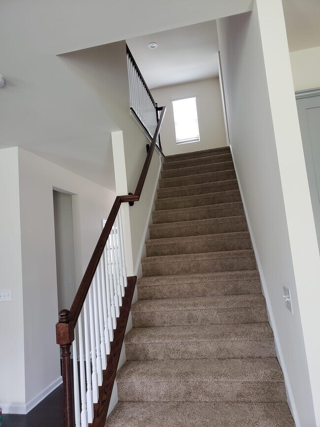 Foto del edificio - 12820 Heath Grove Dr