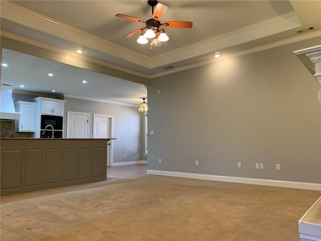Building Photo - 204 Tunbridge Dr