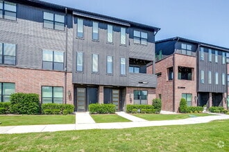 Building Photo - 2808 Addison Park Ln
