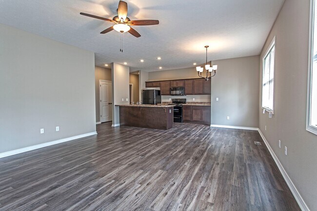 Foto del edificio - 3 Bed / 3 Bath 1200sqft House