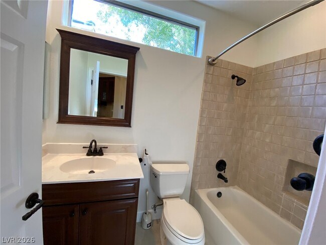 Foto del edificio - 9 Kennesaw Rd