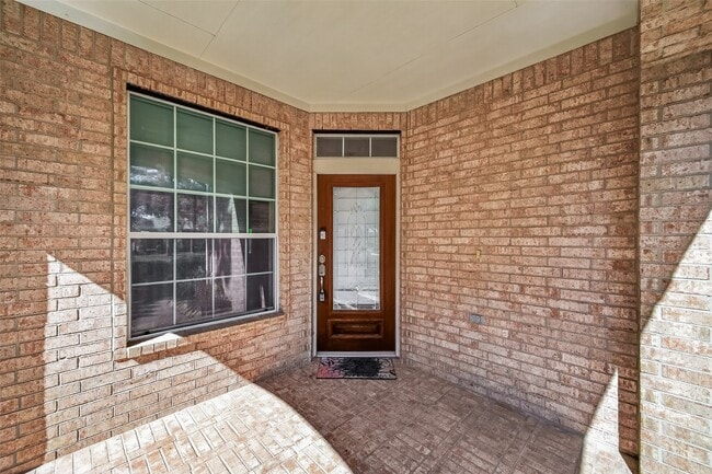 Building Photo - 26439 Sundown Cove Ln