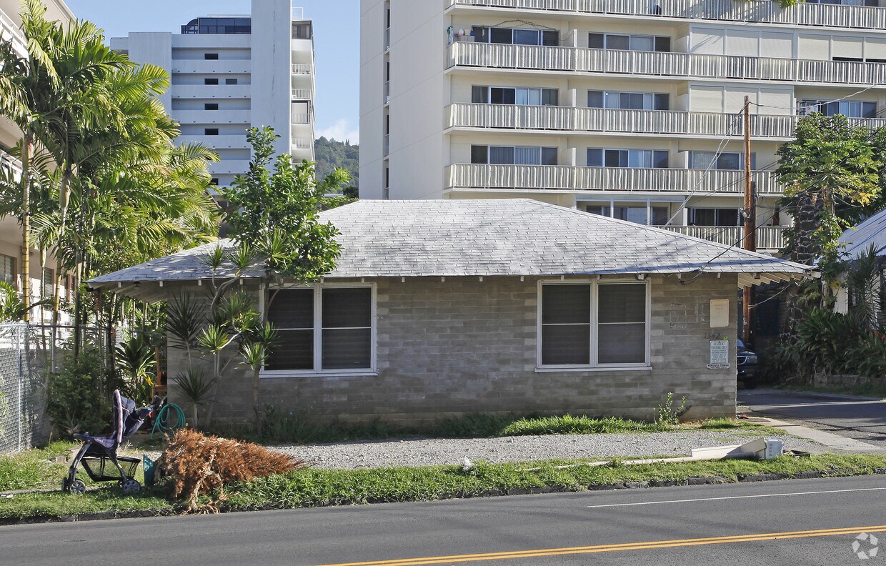 Building Photo - 1340 Wilder Ave