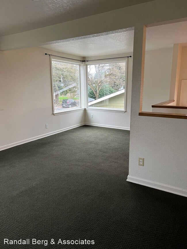 Foto del edificio - 2 br, 2 bath House - 10617 3rd Avenue SW