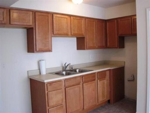  - 24-30 S Prairie St