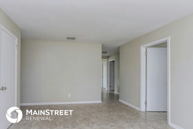 Foto del edificio - 2243 Trelaine Dr