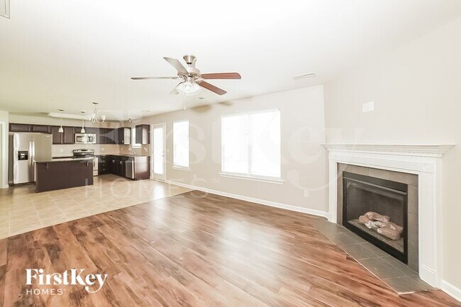 Foto del edificio - 5720 Misty Hill Cir