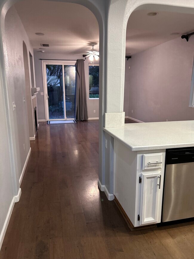 Foto del edificio - 3126 Tolliver St