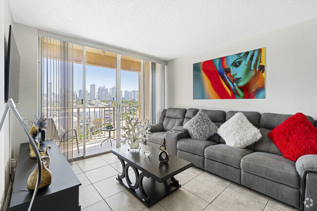 1 BR, 1 BA - 544SF - Living Room - 909 NW 5th St