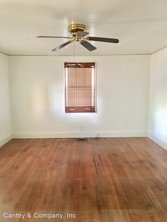 Building Photo - 2 br, 1 bath House - 3812 Wilmot Avenue
