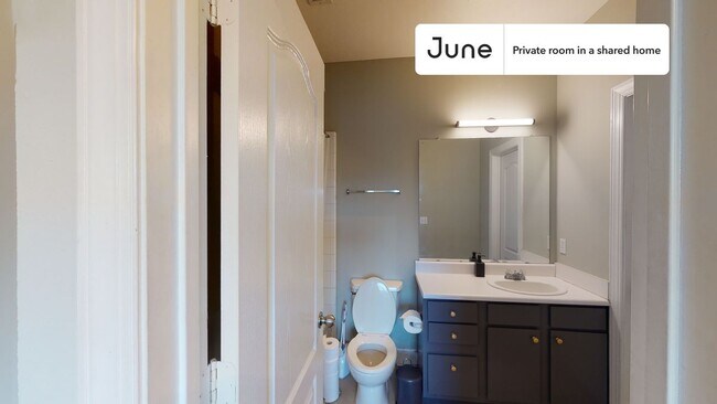 Building Photo - Room in Shared 4 bed/4 bath home